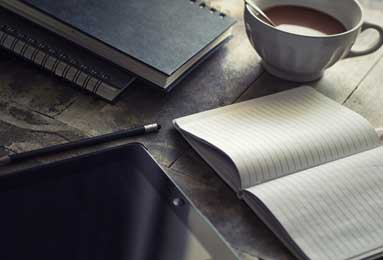 意甲知名评论员谈加比亚阻止莱奥脱衣庆祝：他的这种行为就是领袖的举动，值得赞扬